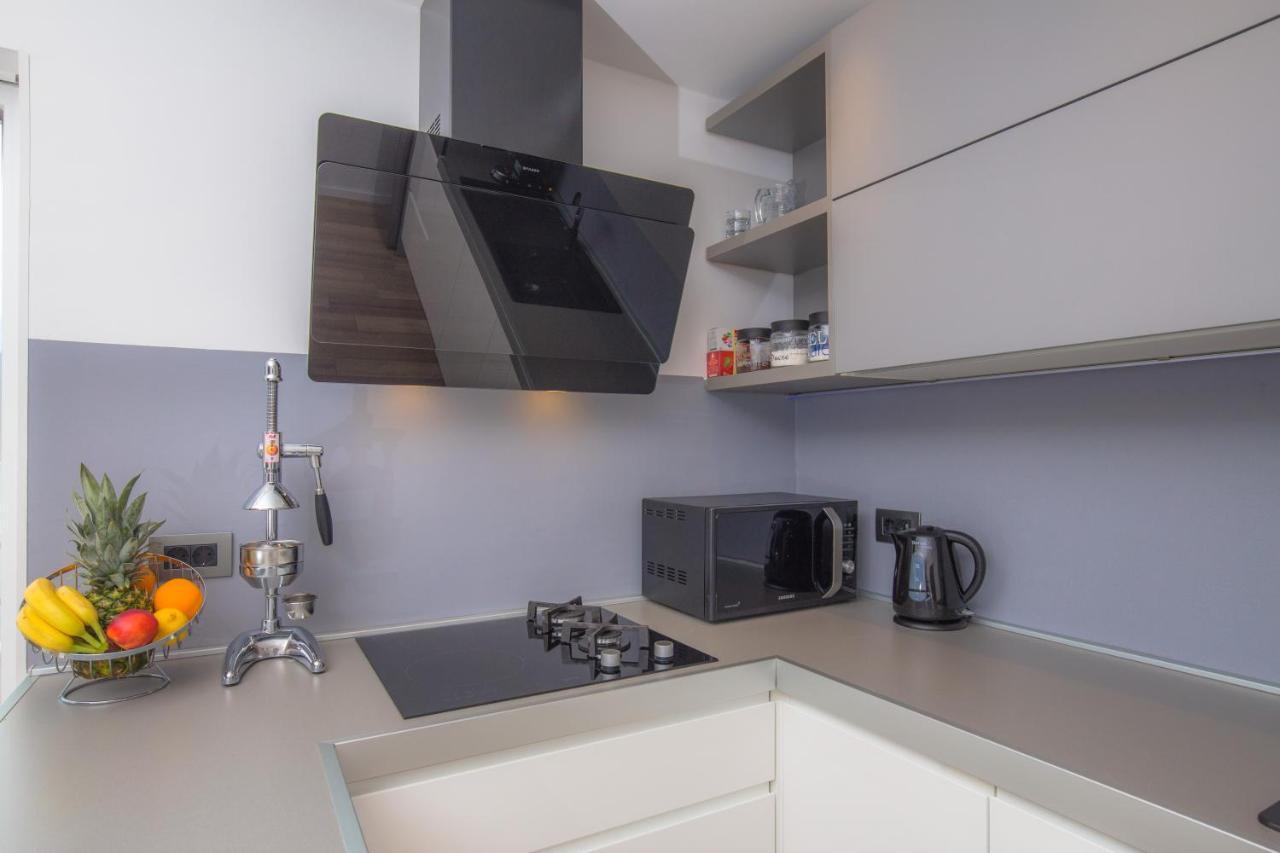 Gallery Apartment Primosten