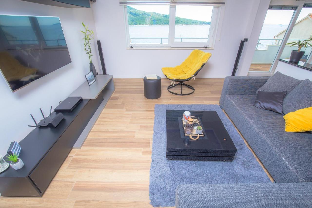 Gallery Apartment *