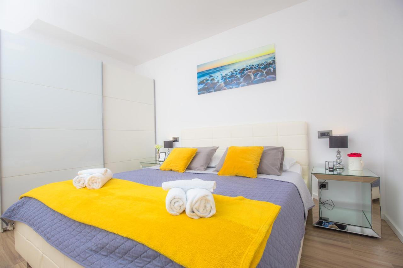 Gallery Apartment
