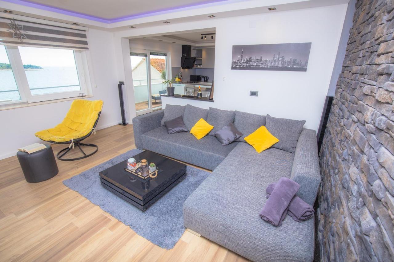 Gallery Apartment *